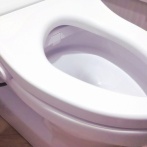 公共施設のトイレ便座の「ゴム」63個なくなる窃盗事件が発生！！　一体何を……