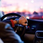 あおり運転の衝撃データが判明！もっとも狙われやすいのは「40代」「白の軽」…「高級車」に気をつけろ