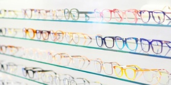 小学2年生の娘が近視で、眼鏡を作らなければならない。