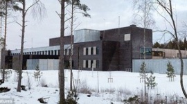 ノルウェー77人殺害犯「もっと面白いビデオゲームを寄こせ」　刑務所の処遇改善を求めてハンストへ