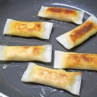 余った春巻きの皮で♪揚げずに簡単！パリパリスイートポテト春巻き