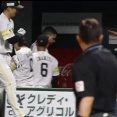 【動画】元DeNA山本祐大、ソフトバンク移籍後初ホームラン！ベンチで上茶谷と「小さくデスターシャ」ｗｗｗｗｗｗ