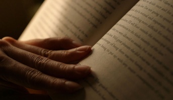 本ってやっぱ読めば読む程賢くなるのかな?