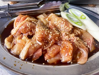 これが900円なんて許されるのか！函館市港町「焼肉・ラーメン 良ちゃん」