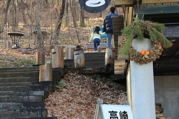 花みてダンゴ 高崎クリスマスローズガーデン