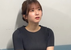 【速報】菅原咲月さん、ブラ紐のようなものが
