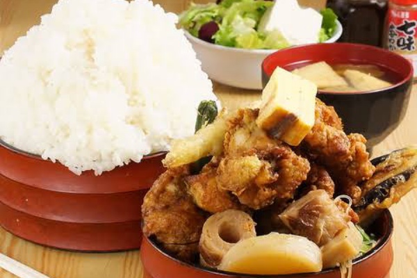 秋葉原飯スレ ふたまと