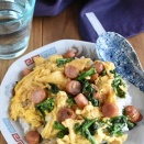 オイスターソースが味の決め手！とろとろ卵と菜の花の中華風ウインナー丼