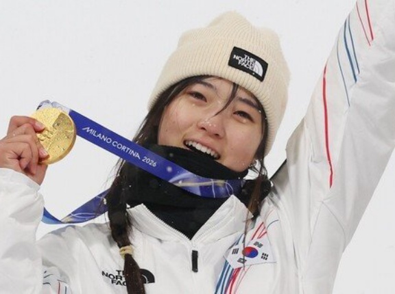 韓国の17歳金メダリストが17億円のタワマンで暮らしてることに嫉妬の声か！？　韓国の反応。