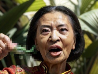 【中国】カエル8匹を生きたまま丸飲みした女性が大変なことに！　海外の反応。