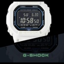 SFの世界観を表現した「DW-B5600SF-7JF」が実質生産終了！蓄光塗料で暗闇でG-SHOCKロゴが浮かび上がる仕様。ストームトルーパーっぽい？
