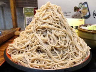 ■武蔵小杉の「味奈登庵」で、もりそば富士山盛り！