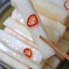 サクサク食感がやみつき♪食材１つで簡単！長いもの甘酢漬け