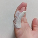 つき指にはギプス