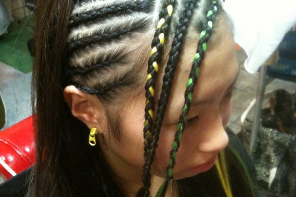 Rave エクステ コーンロウカタログ 東京都足立区北千住 杉並区高円寺の美容室 コーンロー