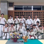 極真会館    田畑道場     山辺・大江・中山教室    師範代  長岡淳一 四段