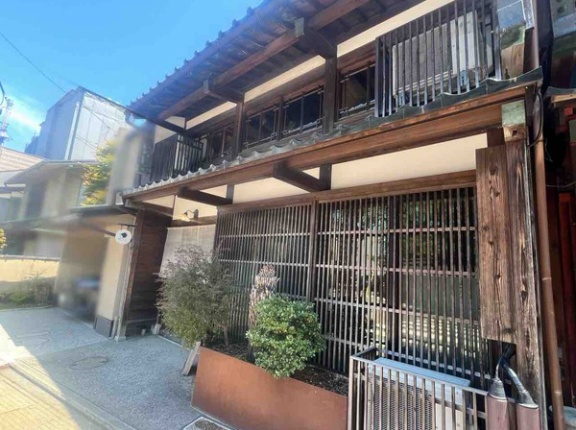 石川県金沢市大手町にある『ゲストハウス白』が閉店するらしい。移転して1日1組限定のホテルに！？