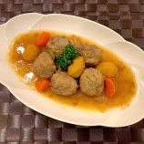 『栗の甘露煮と肉団子の煮物』の画像