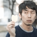 カロリー、たんぱく質、炭水化物…主要栄養素などの摂取量(最新)