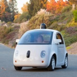 Googleの自動運転カー、安全運転すぎて事故に遭う