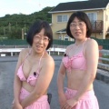 【超画像】カメラマン、水着女子を下から撮ってしまう・・・