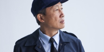 週１で行くスーパーの警備員のオッサンに気に入られてしまったらしく、行けば必ず話しかけられてしまう。かなり馴れ馴れしいしうんざり…