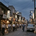 昭和｢暴走族の集会にバイク200台｣｢病院の中で喫煙可｣｢友人と嫁の一晩交換｣←これ