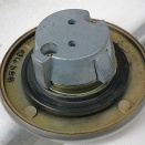 フューエルタンク キャップガスケット　気化ガス漏れ対策？