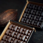 カカオ価格が大暴落…ピーク時の半値以下になってしまう…日本の菓子メーカー「値下げは出来ません」