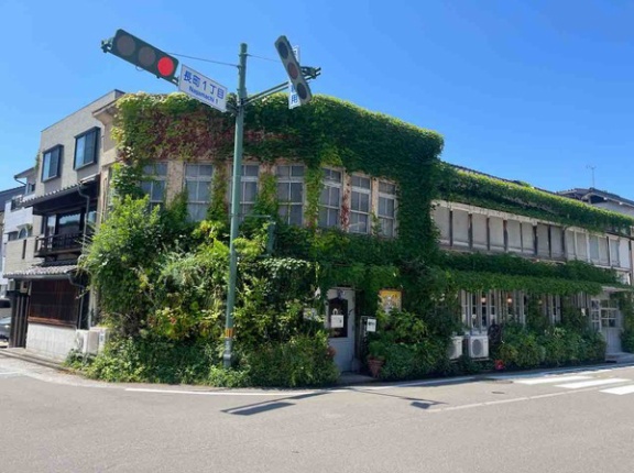 金沢から1店舗選出！『食べログ パン WEST 百名店 2026』発表！金沢市長町にあるあの有名店が選出！