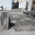 長尾東村の史跡「柳の清水」(移築復元保存)