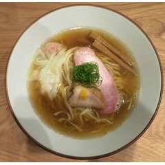 らぁめん 鴇＠寒川（神奈川県）　「白醤油（手揉み麺）、ほか」