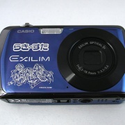 らき☆すたデジカメ（CASIO EX-Z330）使用レポ。もちろん最初に撮るの
