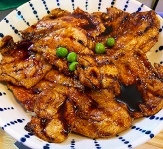 豚丼は十勝だけのものじゃない！函館市松風町「豚丼 ポルコ」