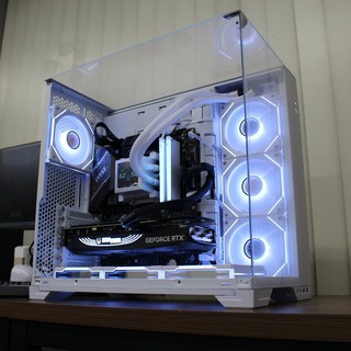 『【速報】RTX5070パソコン買ったよ🥺』の画像