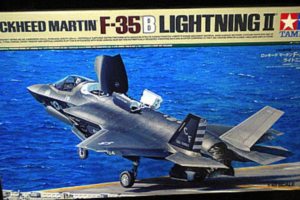 TAMIYA F-35B & GWH F-14B セット タミヤ 1/32 エアークラフトシリーズ F-14A トムキャット