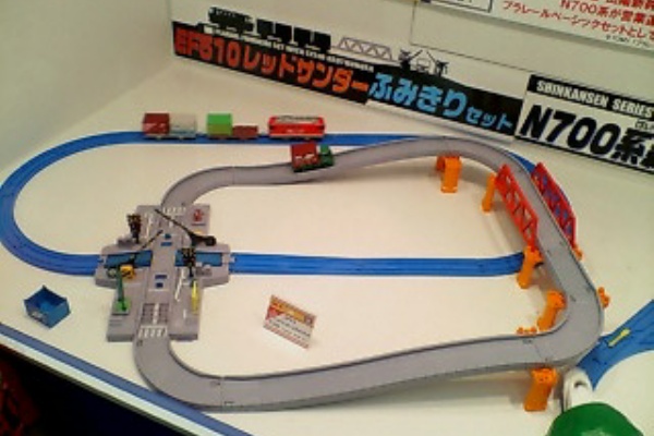 プラレールdeあそぼ！@コミュ【プラレール情報】 - プラレール博 2007