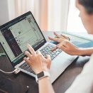 【朗報】ワイ、出社がだるすぎて本日在宅勤務をする旨の連絡をいれる