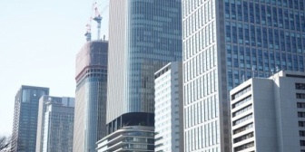 みなさんは独身の同僚に自分の家族の話をしますか？