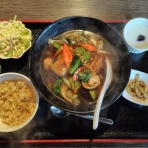 青木悠真のラーメンと野球で日が暮れる