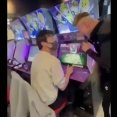 日本のヤンキーがおとなしそうな男性を怒らせてボコボコにされる動画が話題にｗ　海外の反応。