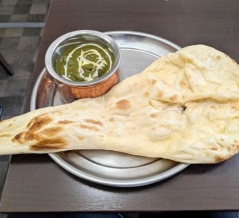 開店１０年超のインド料理食堂「バラト」（板橋本町）で「ランチＣセット」（こだわりは無化調と都度調理）