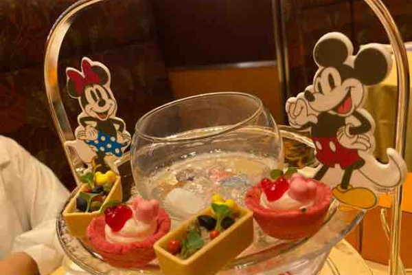ひとりディズニー 大人の時間 アンバサダーホテルのレストラン