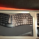 『MSの新エルゴノミクスキーボード L5V-00022 レビュー』の画像