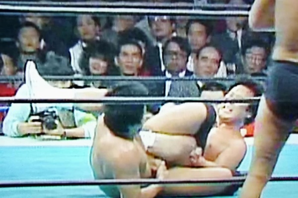 燃えろ！新日本プロレス　22　DVD 藤波辰巳 前田日明 藤原喜明 高田伸彦 Amazon.co.jp: DVD「燃えろ！新日本プロレス vol.22 新日本vsUWF