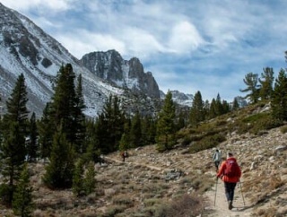 一周回るとモンベルになるんよ、山で見栄張っても仕方がないからな