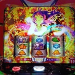 臼猫のお腹ねこパンチ