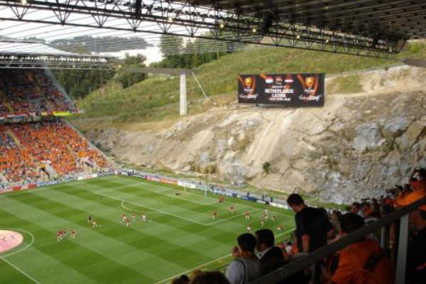 Jとfの歩き方 セレッソ大阪 長居球技場改修 ヨドコウ桜スタジアム