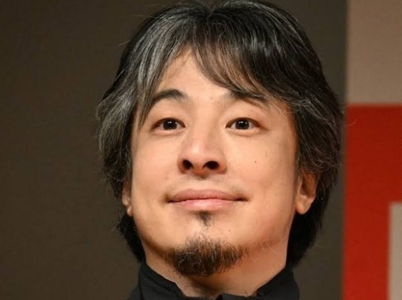 ひろゆき、少子化が進む中での大学数に疑問「大学減らないのおかしくない？」「600校の私立大学に3000億円の税金が投入」
