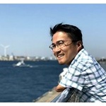 乙武洋匡さん(43)が6カ国語堪能なハーフ美女(23)と花見デート！ 	